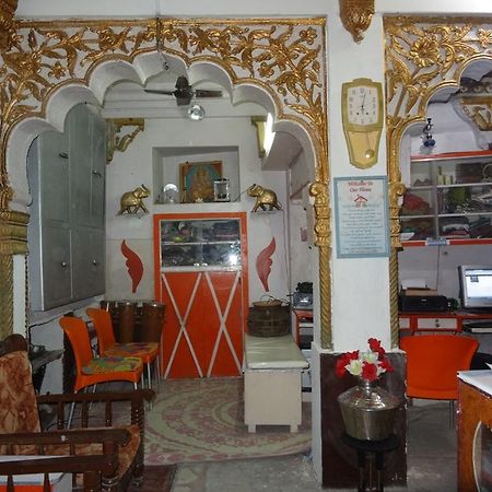 Amar Niwas Homestay Guesthouse Джодпур Екстериор снимка