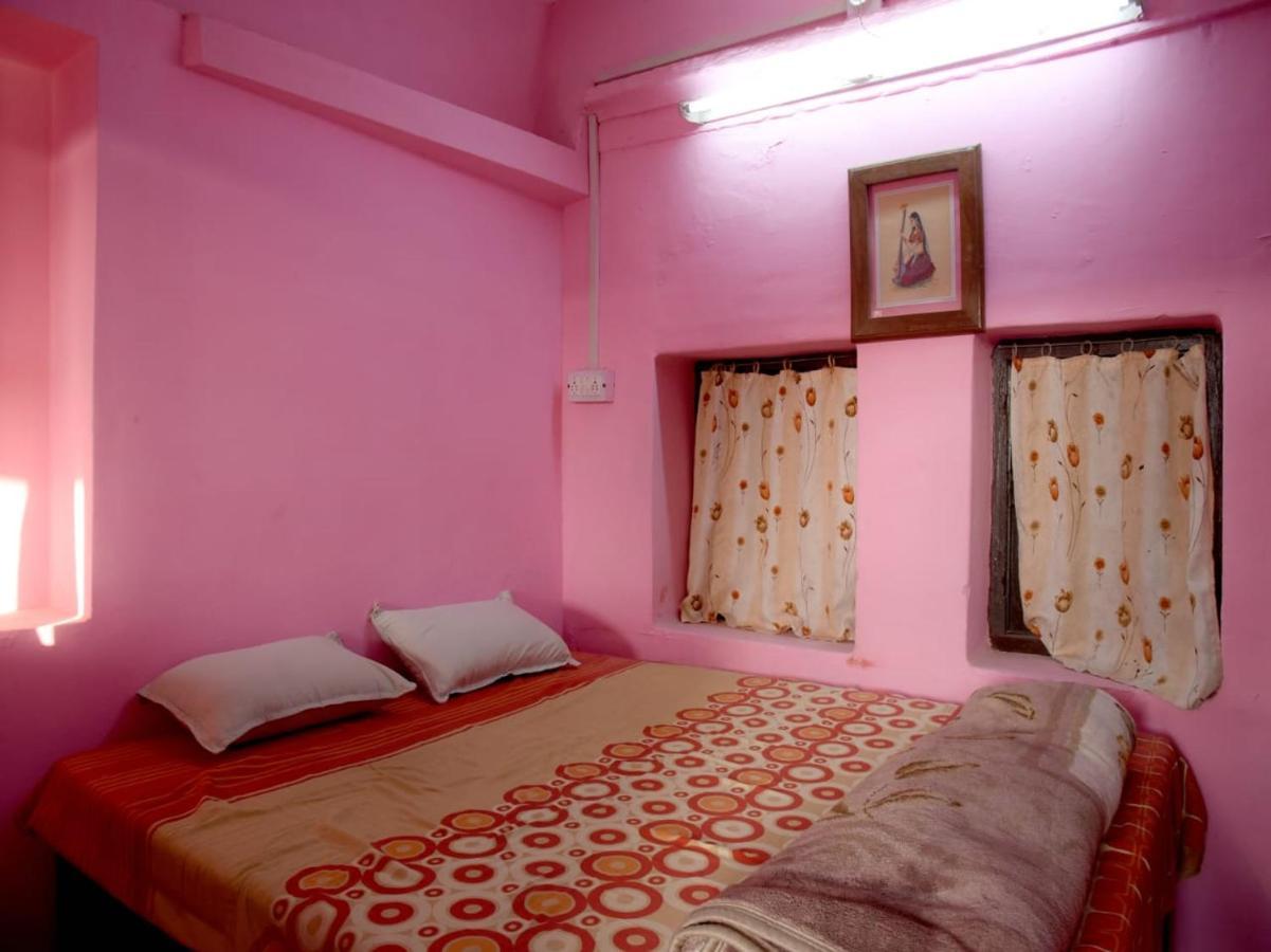Amar Niwas Homestay Guesthouse Джодпур Екстериор снимка