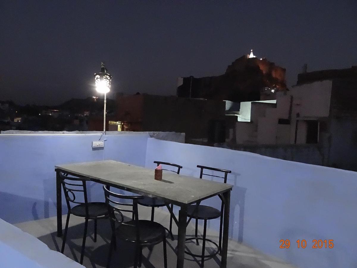 Amar Niwas Homestay Guesthouse Джодпур Екстериор снимка