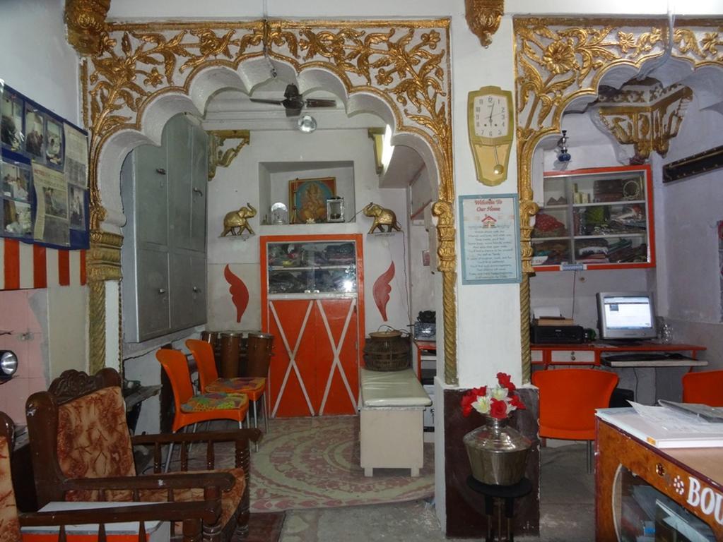 Amar Niwas Homestay Guesthouse Джодпур Екстериор снимка