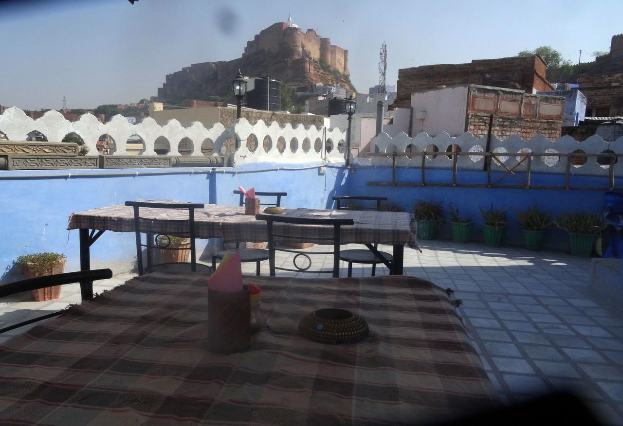 Amar Niwas Homestay Guesthouse Джодпур Екстериор снимка