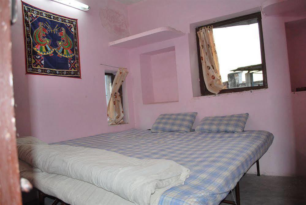 Amar Niwas Homestay Guesthouse Джодпур Екстериор снимка