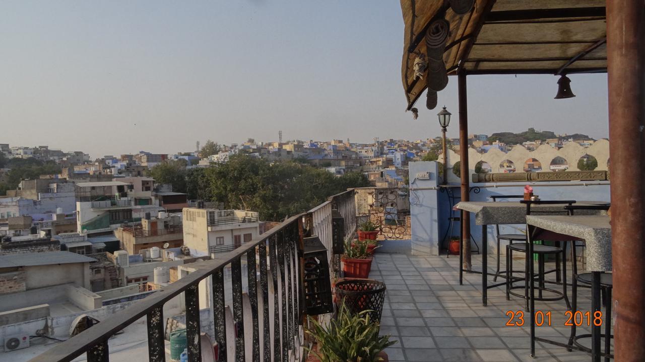 Amar Niwas Homestay Guesthouse Джодпур Екстериор снимка